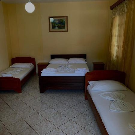 Ava'S Guesthouse Ксаміл Екстер'єр фото