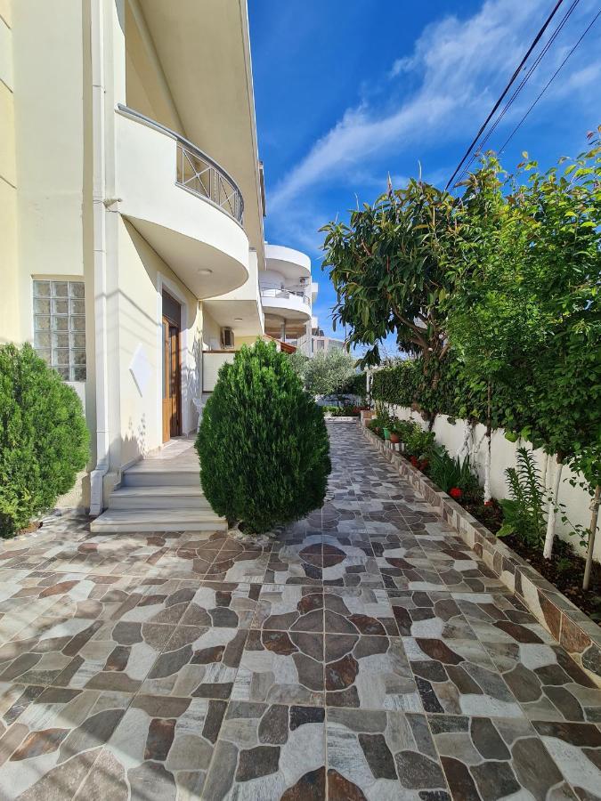 Ava'S Guesthouse Ксаміл Екстер'єр фото