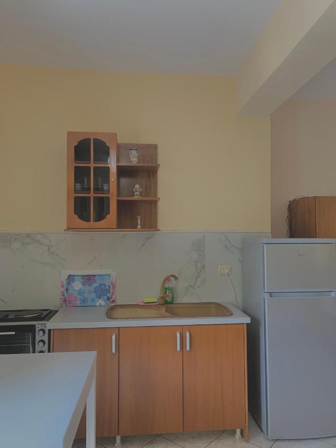 Ava'S Guesthouse Ксаміл Екстер'єр фото